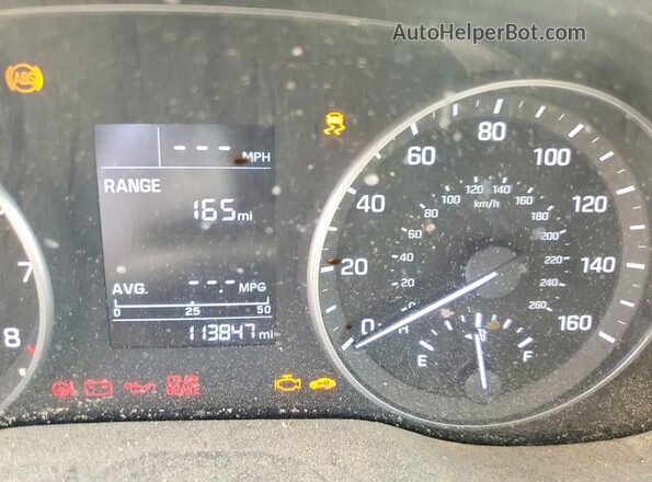 KMHD84LF9HU410006 2017 HYUNDAI ELANTRA Silver Սարքավորումների վահանակի տեսք