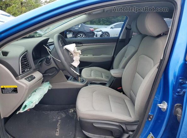 KMHD84LF9JU453265 2018 HYUNDAI ELANTRA Blue Սալոնի դիմացի տեսք