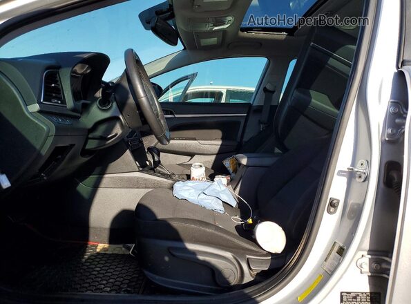 KMHD84LF9JU461012 2018 HYUNDAI ELANTRA Silver Vista interior delantera