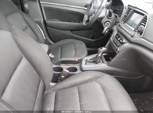 KMHD84LF9JU467781 2018 HYUNDAI ELANTRA Silver Vista interior delantera