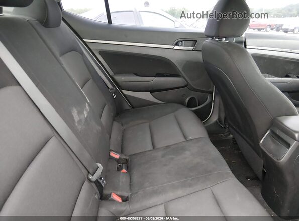 KMHD84LF9JU467781 2018 HYUNDAI ELANTRA Silver Vista de la etiqueta del VIN