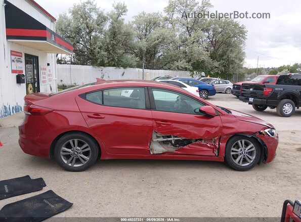 KMHD84LFXHU068565 2017 HYUNDAI ELANTRA Red ხელსაწყოთა პანელის ხედი