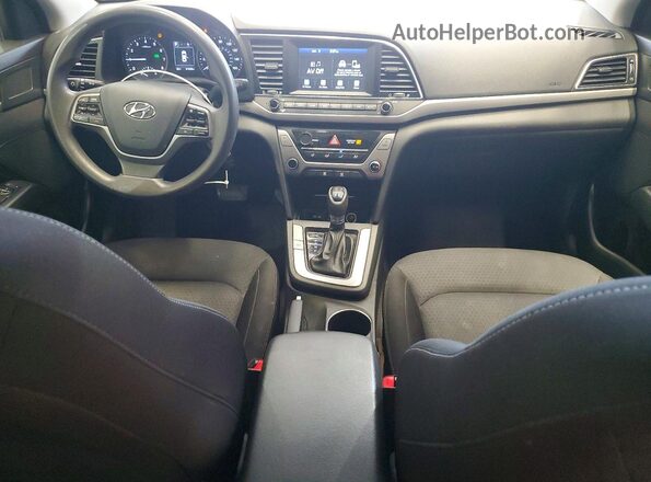KMHD84LFXJU442226 2018 HYUNDAI ELANTRA Серебряный Вид панели приборов