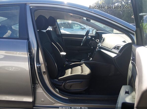 KMHD84LFXJU590005 2018 HYUNDAI ELANTRA Gray Սալոնի դիմացի տեսք