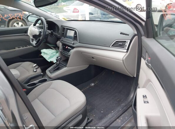 KMHD84LFXJU658237 2018 HYUNDAI ELANTRA Серый Вид салона спереди