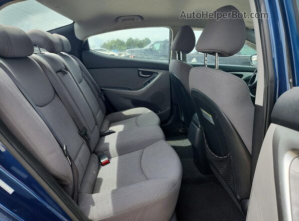 KMHDH4AE1GU517768 2016 HYUNDAI ELANTRA Blue Vista de los asientos traseros