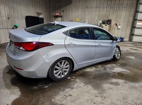 KMHDH4AE1GU575993 2016 HYUNDAI ELANTRA Silver Rear right