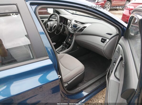 KMHDH4AE2GU547622 2016 HYUNDAI ELANTRA Blue Front interior view