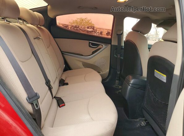 KMHDH4AE3GU547581 2016 HYUNDAI ELANTRA Maroon 