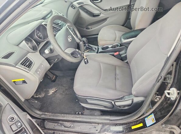 KMHDH4AE6GU548045 2016 HYUNDAI ELANTRA Черный Вид салона спереди