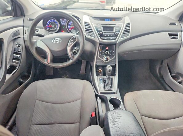 KMHDH4AE6GU548045 2016 HYUNDAI ELANTRA Черный Вид панели приборов