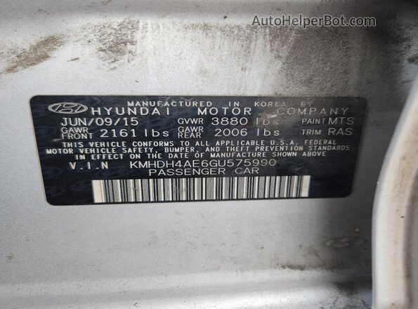KMHDH4AE6GU575990 2016 HYUNDAI ELANTRA Silver Widok komory silnika