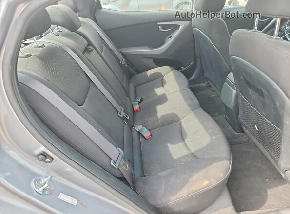 KMHDH4AE7GU557126 2016 HYUNDAI ELANTRA Silver უკანა სავარძლების ხედი