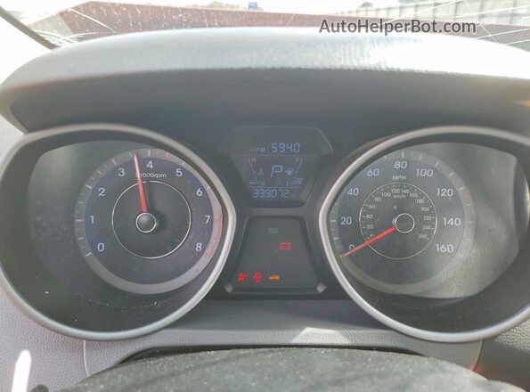 KMHDH4AE8GU478189 2016 HYUNDAI ELANTRA Red Vista del cuadro de instrumentos
