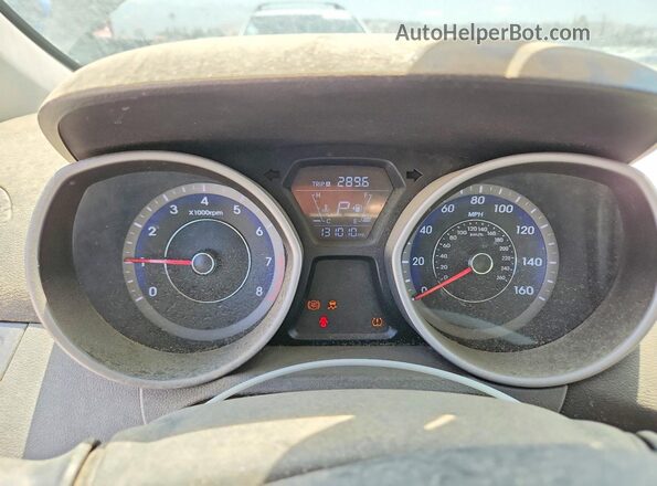 KMHDH4AE8GU583752 2016 HYUNDAI ELANTRA Black Սարքավորումների վահանակի տեսք