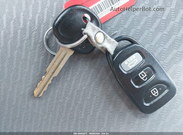 KMHDH4AE9GU504394 2016 HYUNDAI ELANTRA Silver წინა პანელის ხედი