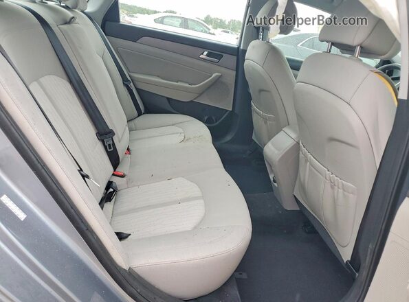 KMHE24L13GA032971 2016 HYUNDAI SONATA Silver Rear seats view
