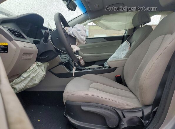 KMHE24L13GA032971 2016 HYUNDAI SONATA Silver Front interior view