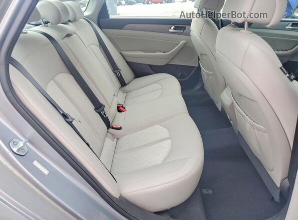KMHE24L14GA025494 2016 HYUNDAI SONATA Silver Rear seats view