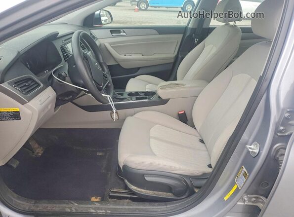 KMHE24L14GA025494 2016 HYUNDAI SONATA Silver Front interior view
