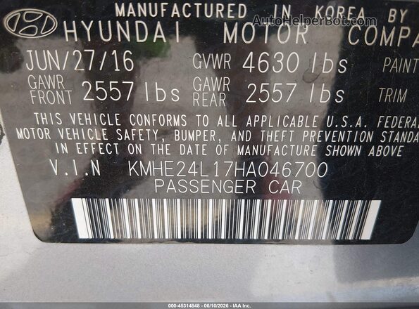 KMHE24L17HA046700 2017 HYUNDAI SONATA HYBRID Silver Vista del compartimento del motor