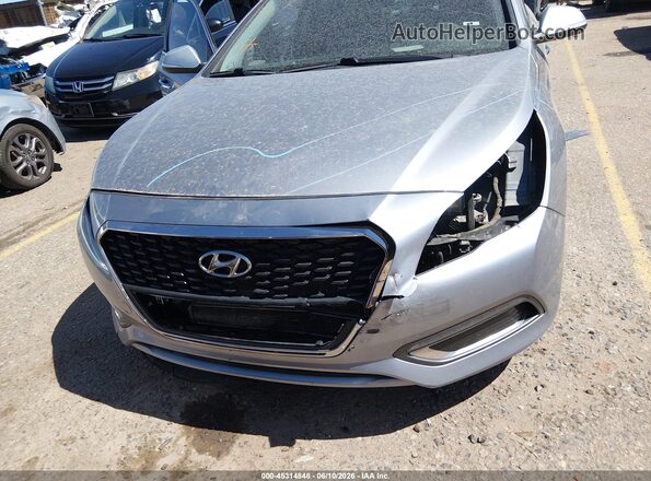 KMHE24L17HA046700 2017 HYUNDAI SONATA HYBRID Silver Vista frontal