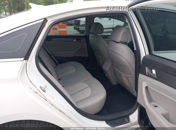 KMHE24L18GA015468 2016 HYUNDAI SONATA HYBRID White VIN კოდის სტიკერის ხედი