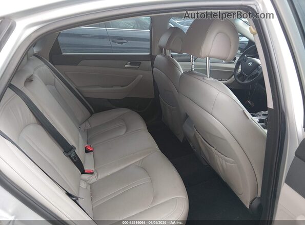 KMHE24L31HA075658 2017 HYUNDAI SONATA HYBRID Silver 