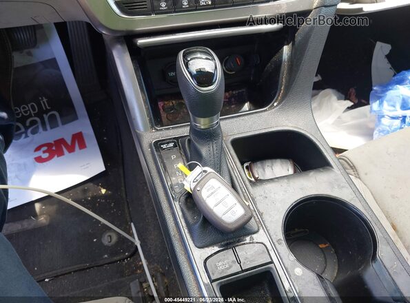 KMHE24L35HA065523 2017 HYUNDAI SONATA HYBRID White Vista del salpicadero