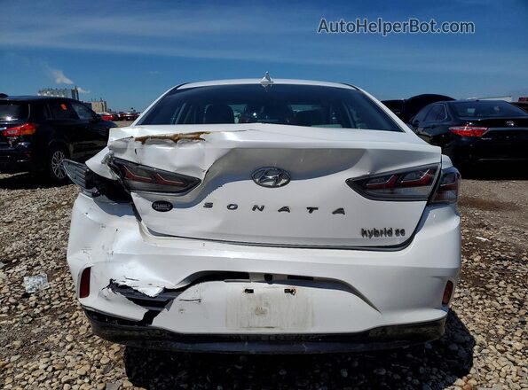 KMHE24L36KA091717 2019 HYUNDAI SONATA White Widok z tyłu