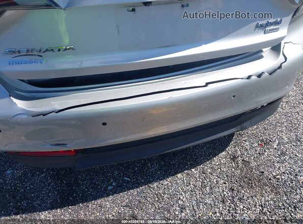 KMHE34L17GA033554 2016 HYUNDAI SONATA HYBRID Silver Widok z przodu