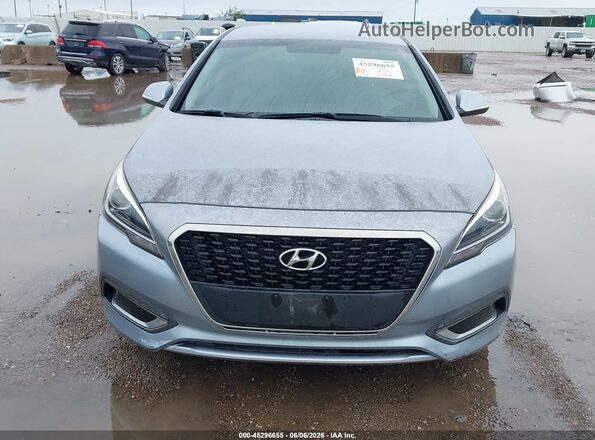 KMHE34L1XHA048342 2017 HYUNDAI SONATA HYBRID Серебряный Вид спереди