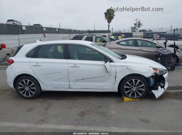 KMHH35LE0LU125104 2020 HYUNDAI ELANTRA GT White Vista interior trasera