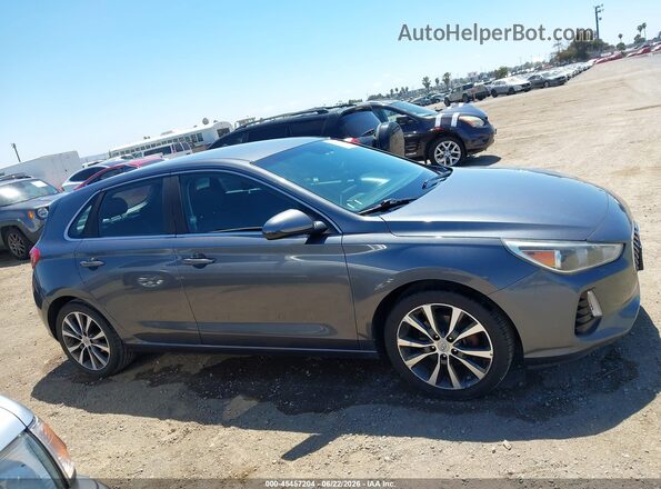 KMHH35LE2JU013448 2018 HYUNDAI ELANTRA GT Gray Rear interior view