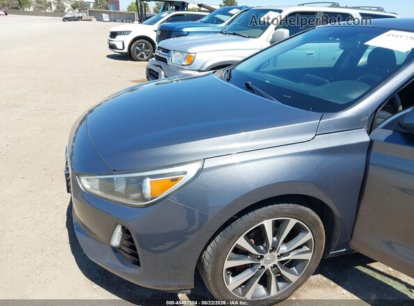 KMHH35LE2JU013448 2018 HYUNDAI ELANTRA GT Gray Front view