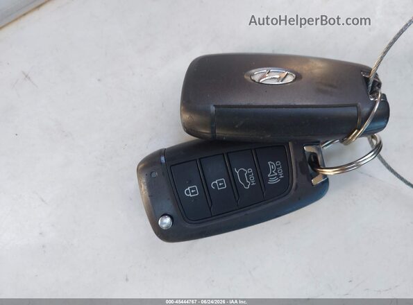 KMHH35LE2KU098549 2019 HYUNDAI ELANTRA GT Silver Dashboard view