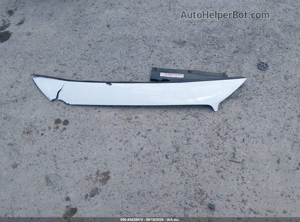 KMHH35LE5JU013282 2018 HYUNDAI ELANTRA GT White Instrument cluster view