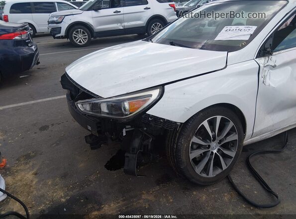 KMHH35LE6LU140044 2020 HYUNDAI ELANTRA GT White Vista frontal