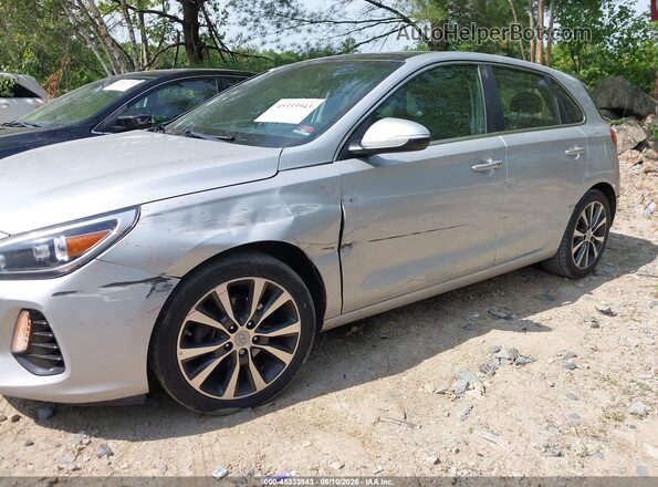 KMHH35LE7JU076271 2018 HYUNDAI ELANTRA GT Silver Вид спереду