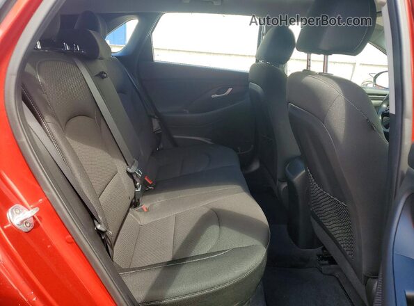 KMHH35LE9LU146677 2020 HYUNDAI ELANTRA Red Widok tylnych siedzeń