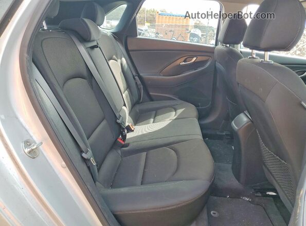 KMHH35LEXJU011978 2018 HYUNDAI ELANTRA Silver უკანა სავარძლების ხედი