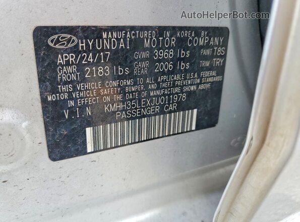 KMHH35LEXJU011978 2018 HYUNDAI ELANTRA Silver ძრავის განყოფილების ხედი