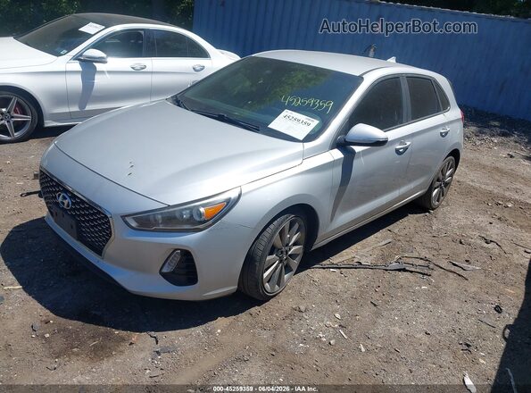 KMHH55LC0JU036686 2018 HYUNDAI ELANTRA GT Silver Vista tres cuartos delantera izquierda