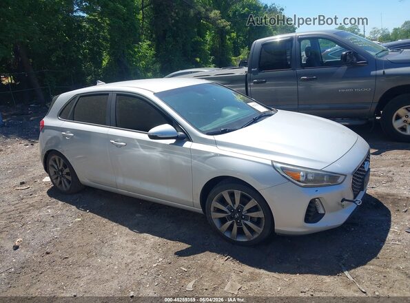KMHH55LC0JU036686 2018 HYUNDAI ELANTRA GT Silver Vista interior trasera