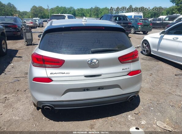 KMHH55LC0JU036686 2018 HYUNDAI ELANTRA GT Silver 