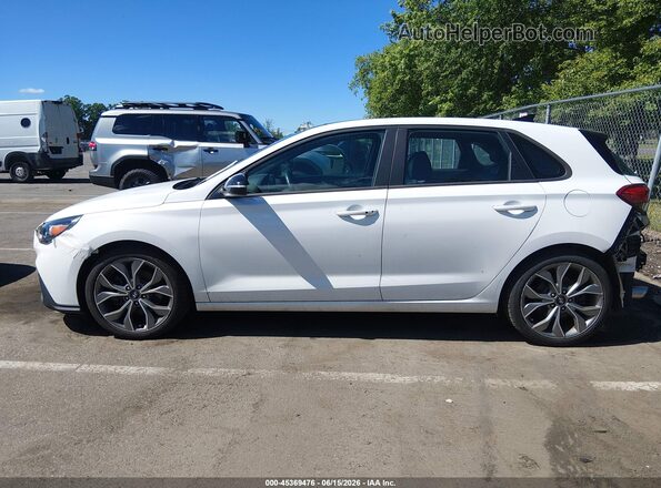 KMHH55LC1LU141157 2020 HYUNDAI ELANTRA GT White Vista interior trasera