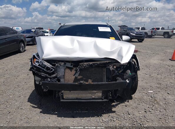 KMHH55LC9JU039411 2018 HYUNDAI ELANTRA GT Серебряный Вид панели приборов