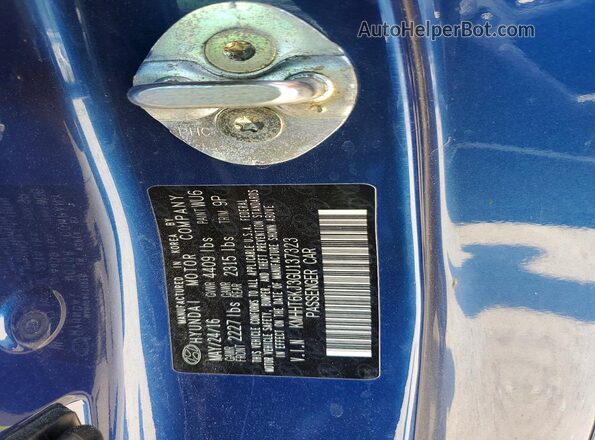 KMHHT6KJ3GU137323 2016 HYUNDAI GENESIS Blue 