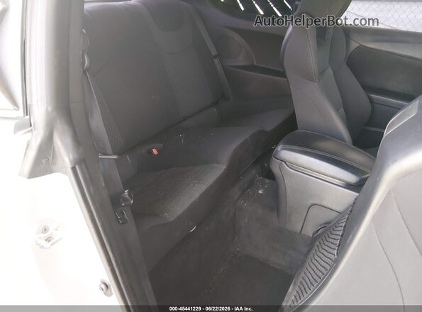 KMHHT6KJ4GU135533 2016 HYUNDAI GENESIS Silver VIN կոդի պիտակի տեսք