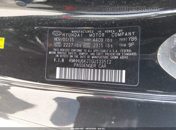 KMHHU6KJ1GU133512 2016 HYUNDAI GENESIS Black Vista del compartimento del motor